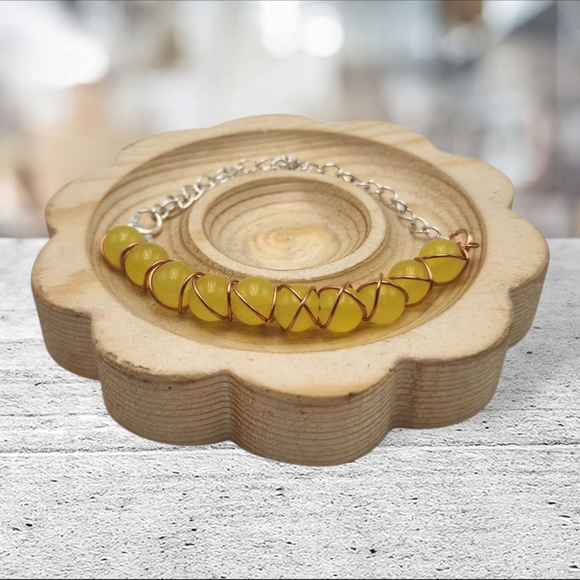 Handmade Jewelry - Handmade Wire-wrapped Elegant Yellow Adjustable Beaded Bracelet